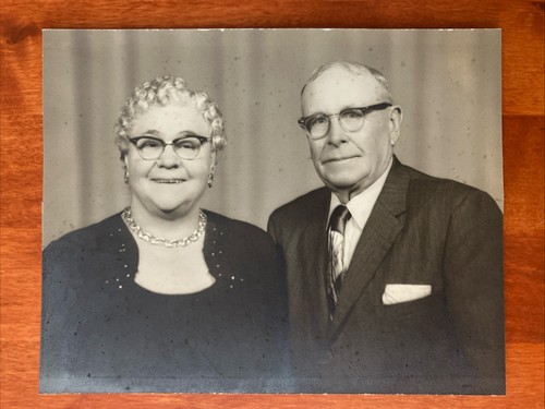 Wealthy mature couple antique - mature,
