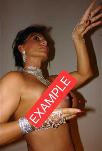 Nudi busty sexy modello - sexy, nonna